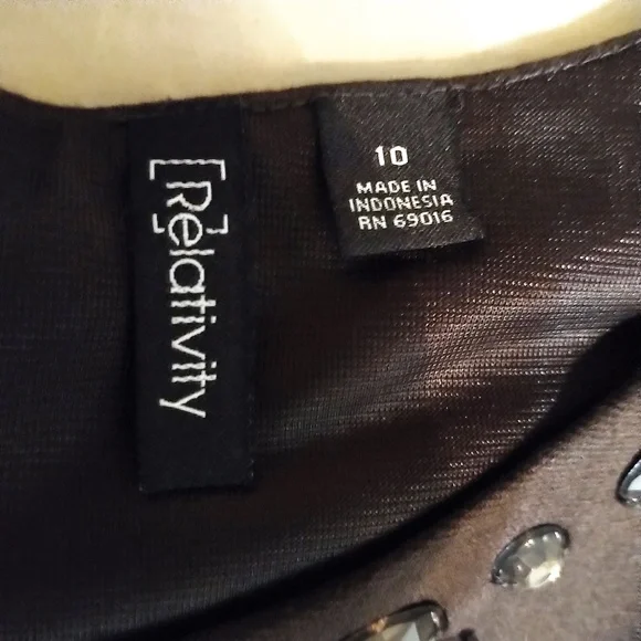 Elegant Evening Dress by Relativity NWOT 10 - Picture 3 of 6